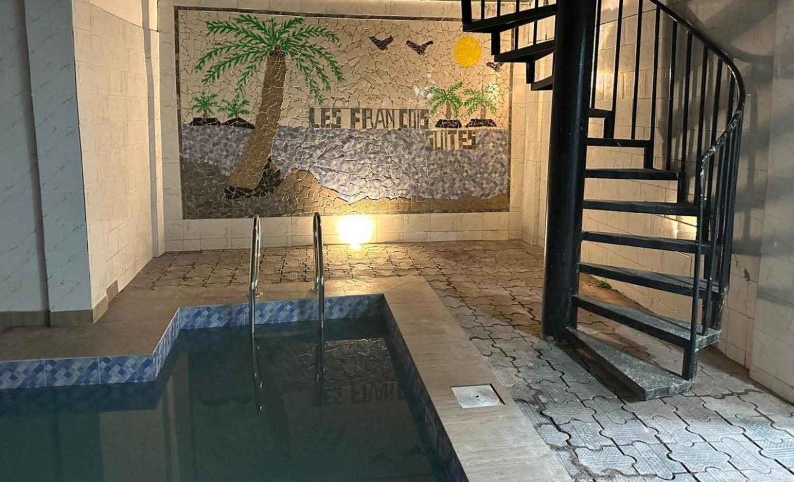 Les Francois Suites Kinshasa Extérieur photo