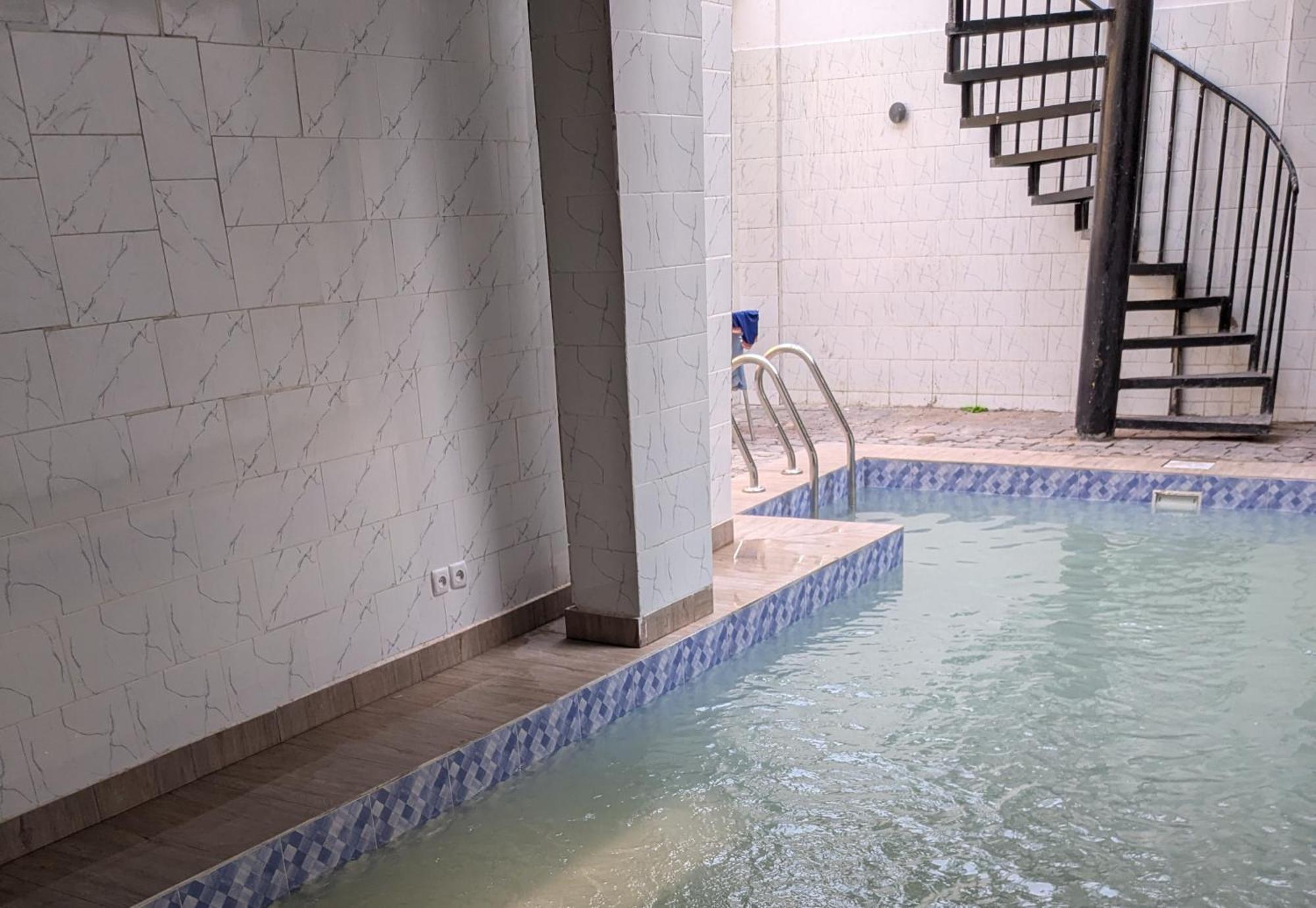 Les Francois Suites Kinshasa Extérieur photo